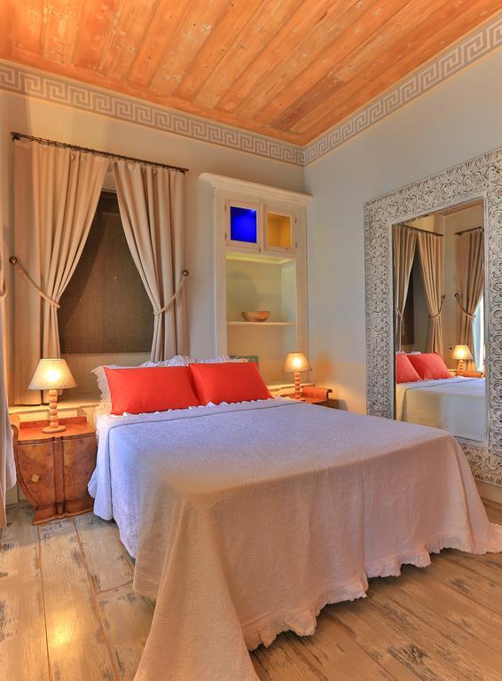 1850 Hotel Kemalpasa Alaçatı Room photo